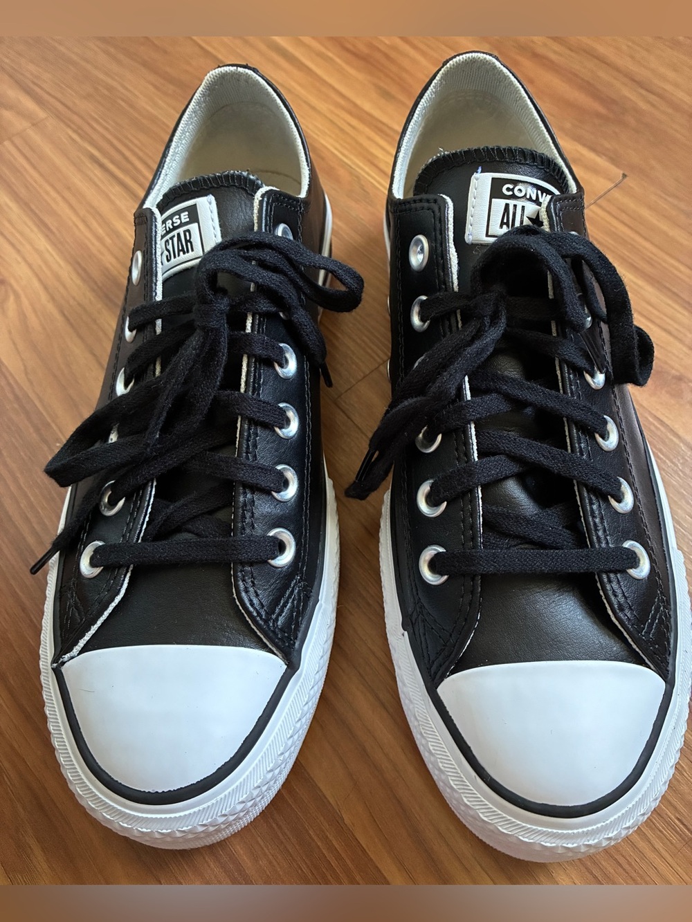 Converse Chuck Taylor All Star Leather Platform Low Top Black Women's Size 8